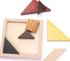 Tangram en bois 12 cm. Fabrication Jura