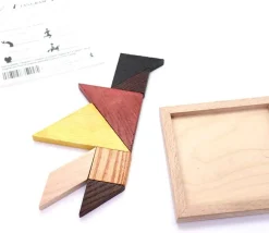 Tangram en bois 12 cm. Fabrication Jura