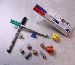 Tapis de jeu recto-verso battlemap noir/gris hexagone effaçable plateau 66 x 60 cm